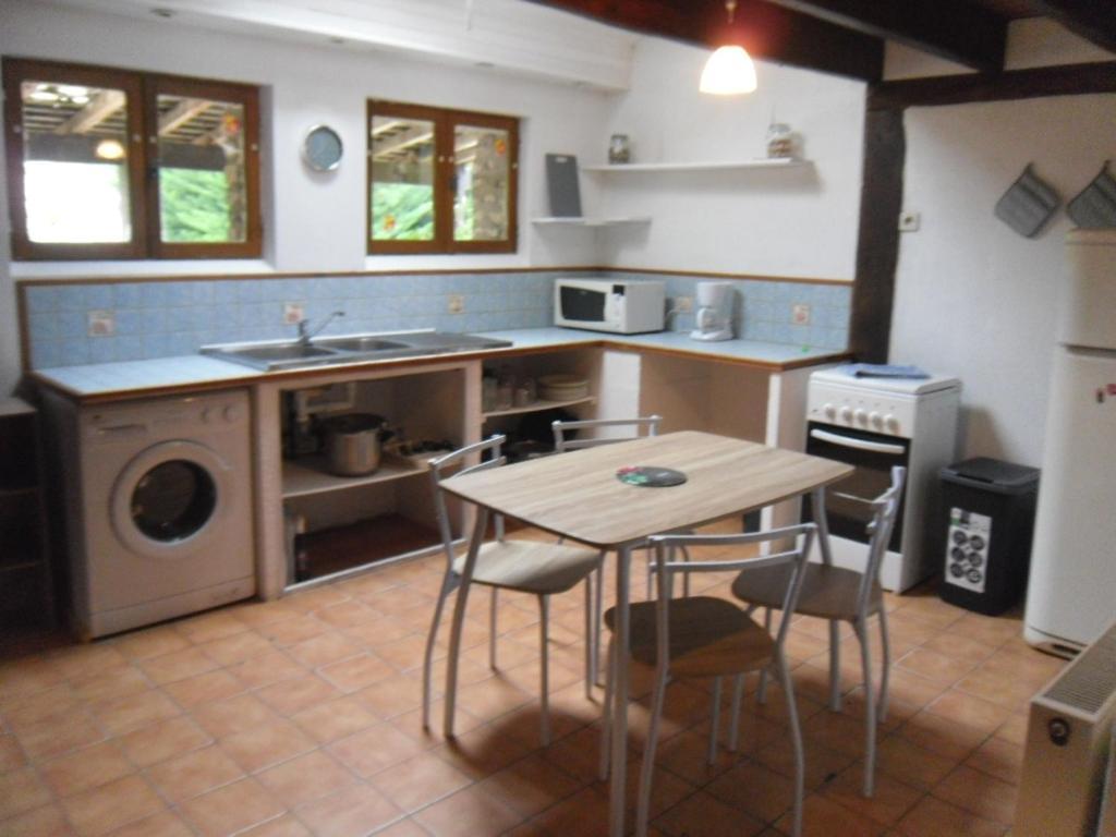 La Mini Ferme De Maelou Villa Sermaises Exterior photo